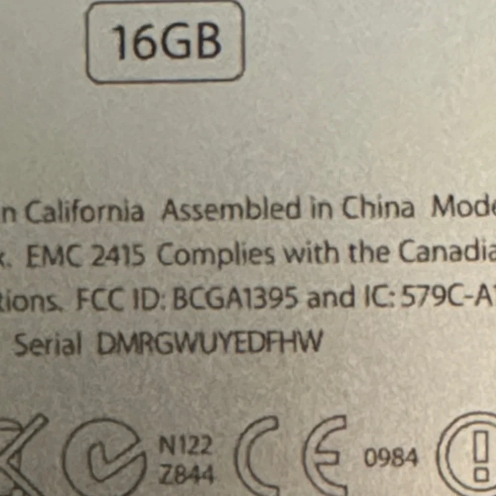 IPAD 2 WIFI with Red Case
